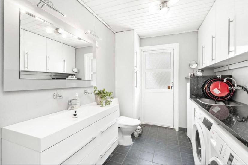 Sjarmerende Familievennlig Hus Med 2 Soverom Kristiansand Exterior photo